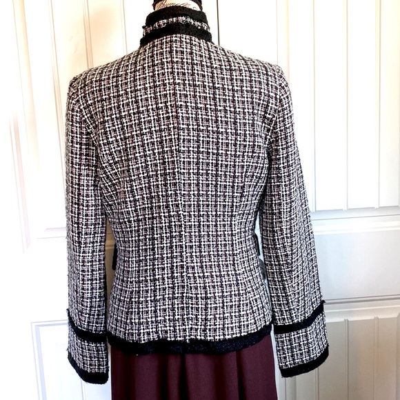 WhiteHouse Black Market Silk Blend Tweed Blazer - Picture 9 of 12